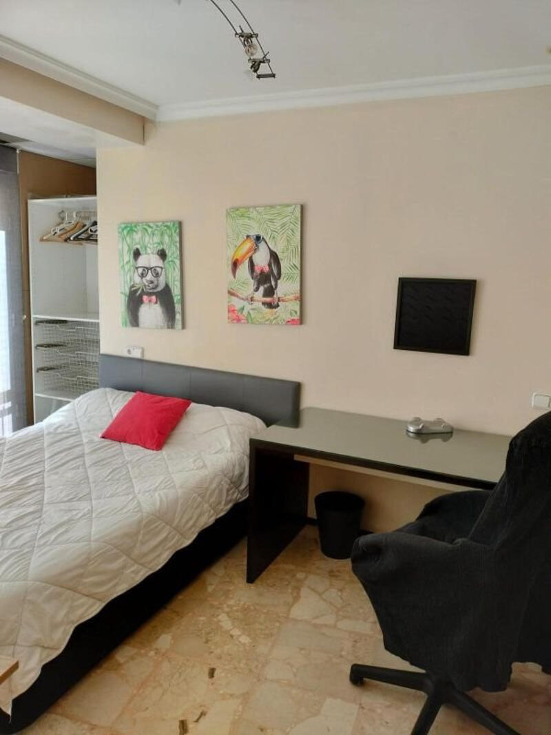 7 bedroom Apartment for sale