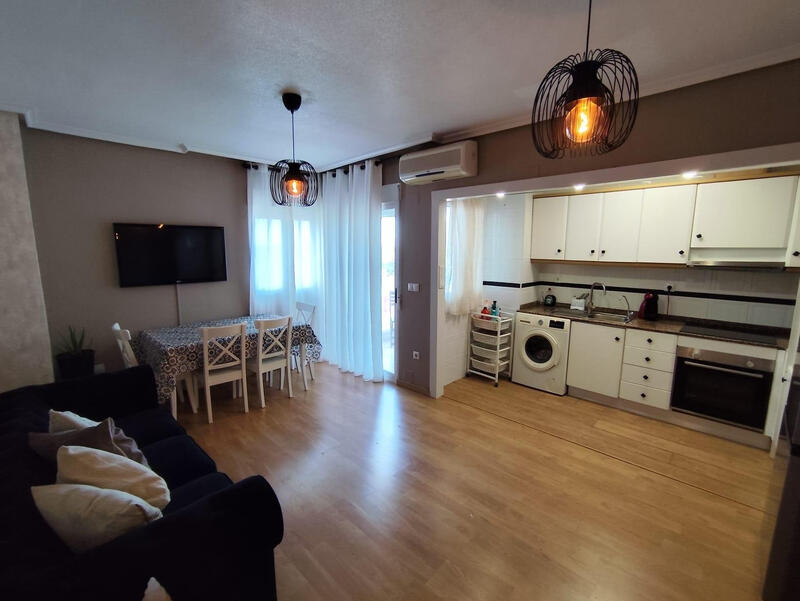 2 slaapkamer Appartement Te koop