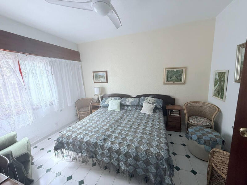 4 Cuarto Villa en venta
