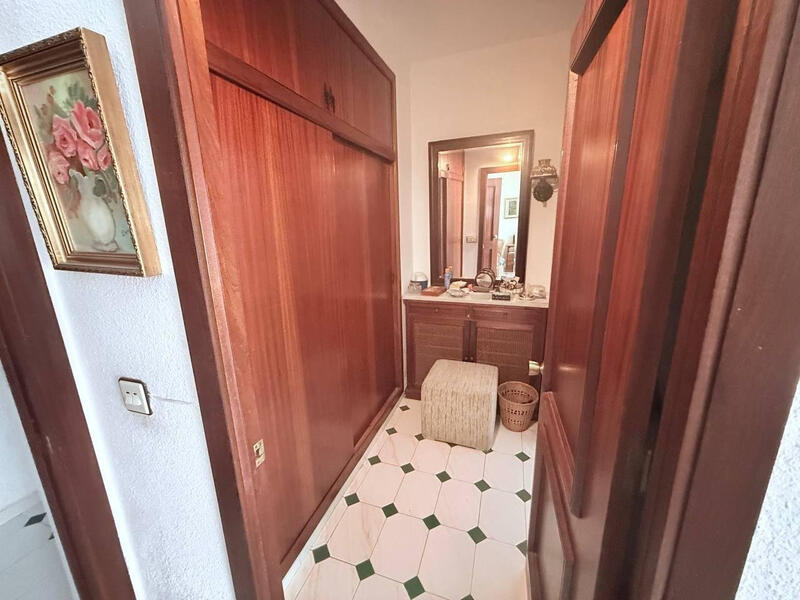 4 Cuarto Villa en venta