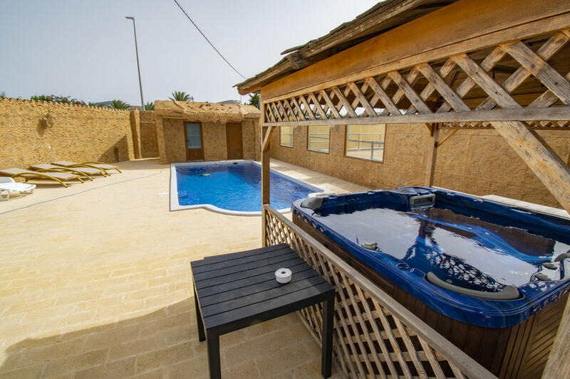 4 bedroom Villa for sale