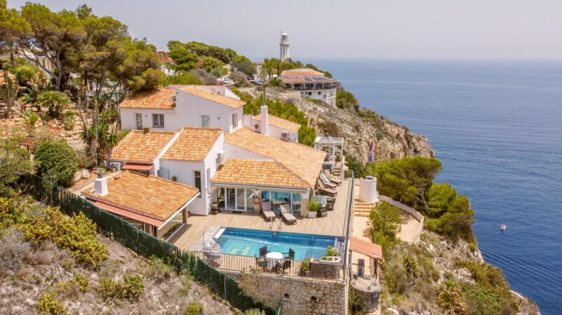 4 slaapkamer Villa Te koop