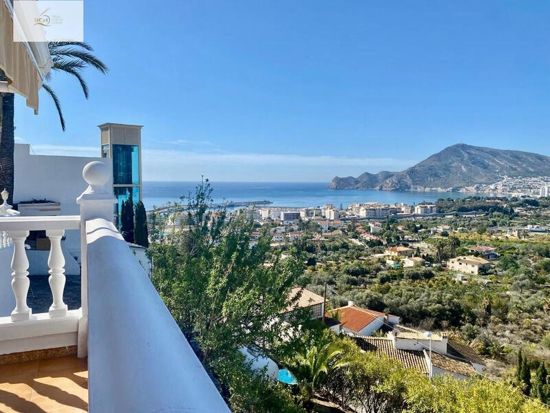 Maison de Ville à vendre dans Altea, Alicante