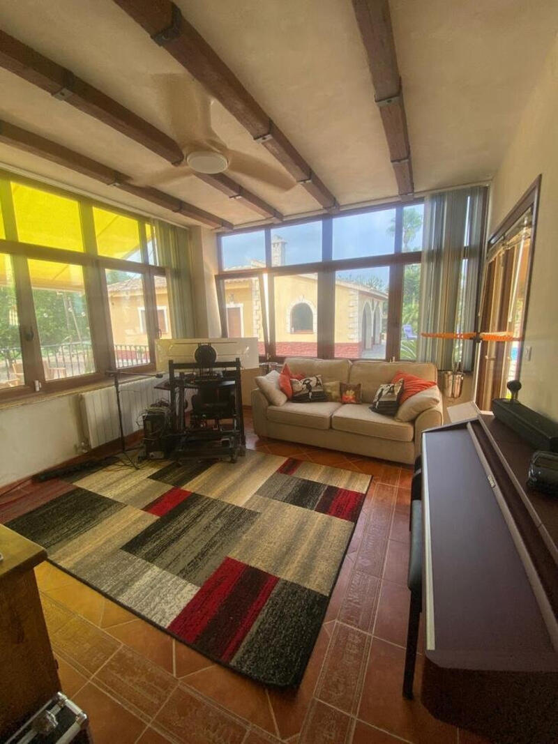 5 bedroom Country House for sale