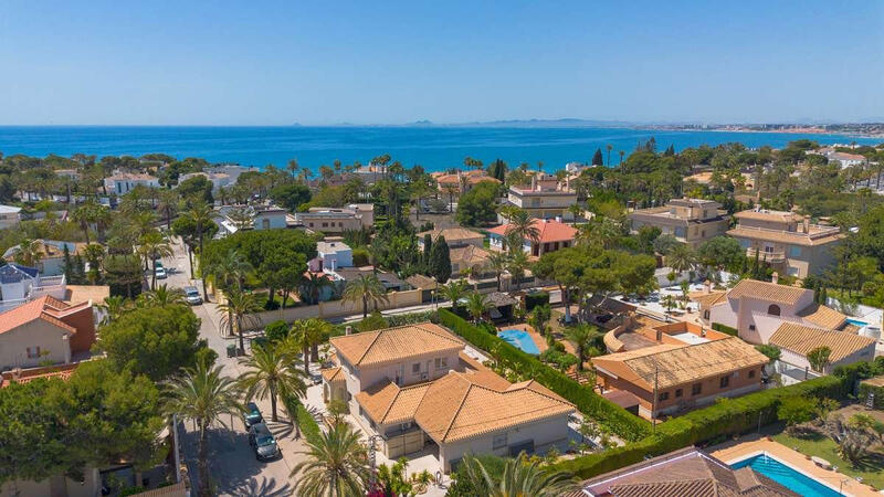 6 soveværelse Villa til salg