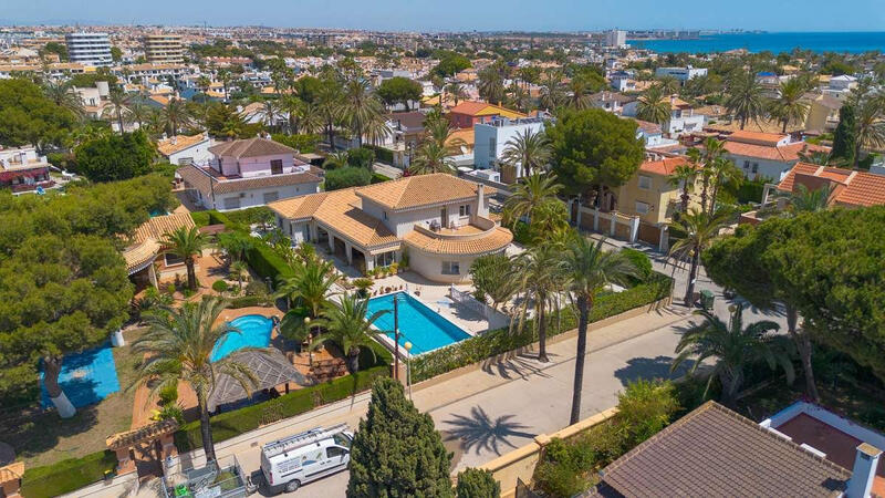 6 soveværelse Villa til salg