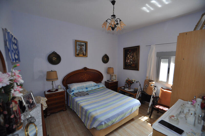 9 Cuarto Casa de Campo en venta