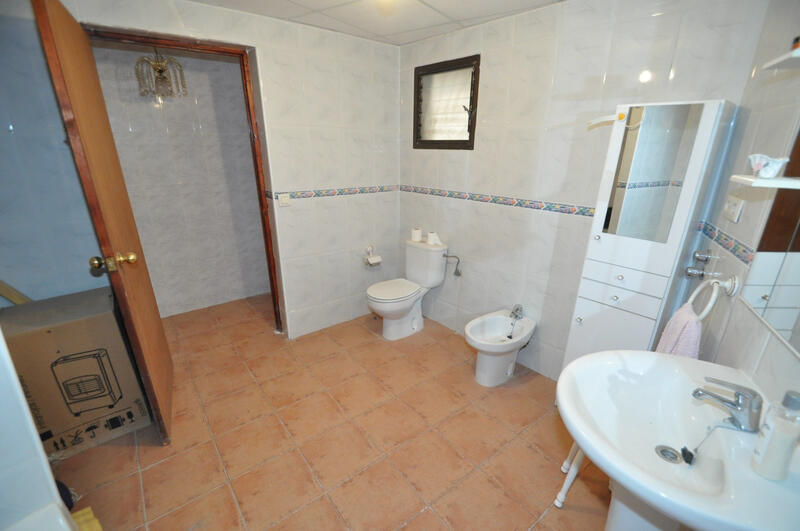 4 Schlafzimmer Stadthaus zu verkaufen