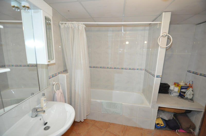 4 Schlafzimmer Stadthaus zu verkaufen