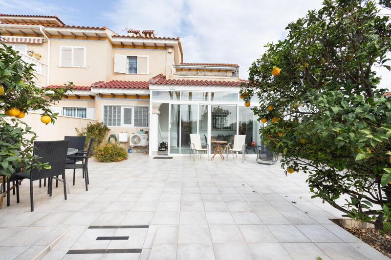 3 Schlafzimmer Villa zu verkaufen