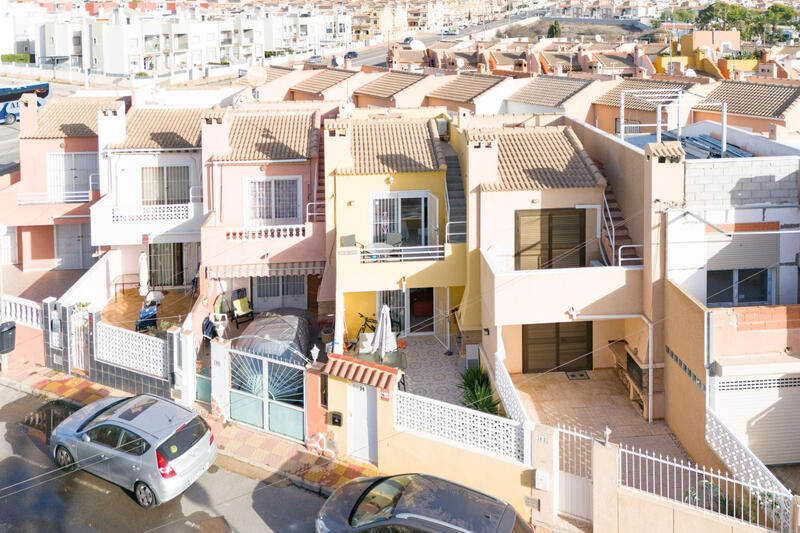 Villa Te koop in Torrevieja, Alicante
