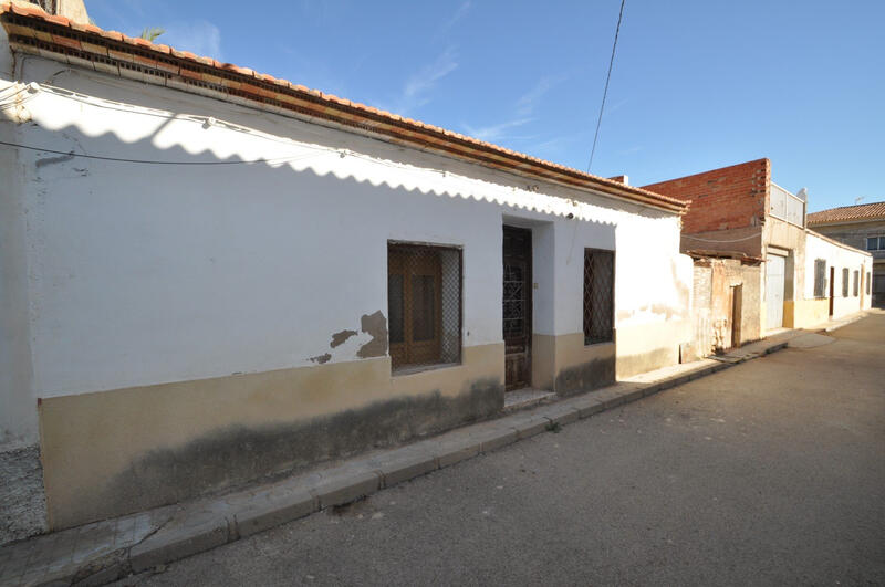 3 slaapkamer Gezinswoning Te koop