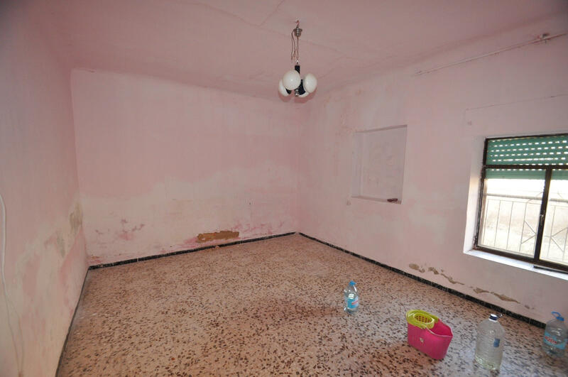 3 slaapkamer Gezinswoning Te koop