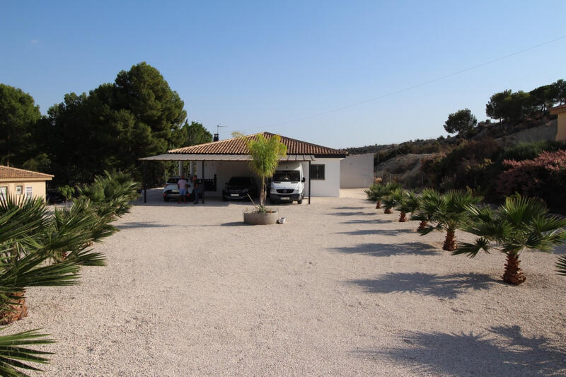 3 bedroom Villa for sale