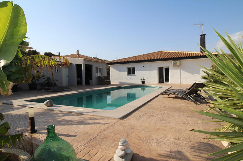 3 bedroom Villa for sale