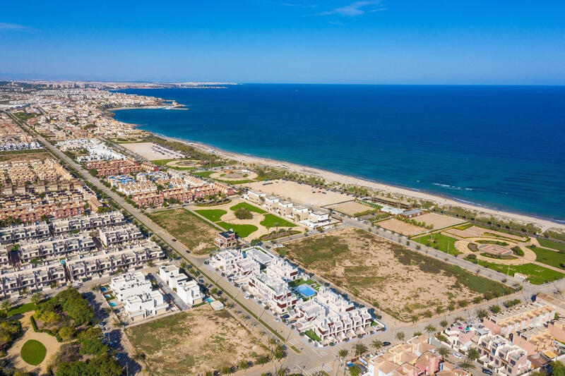 2 Cuarto Villa en venta