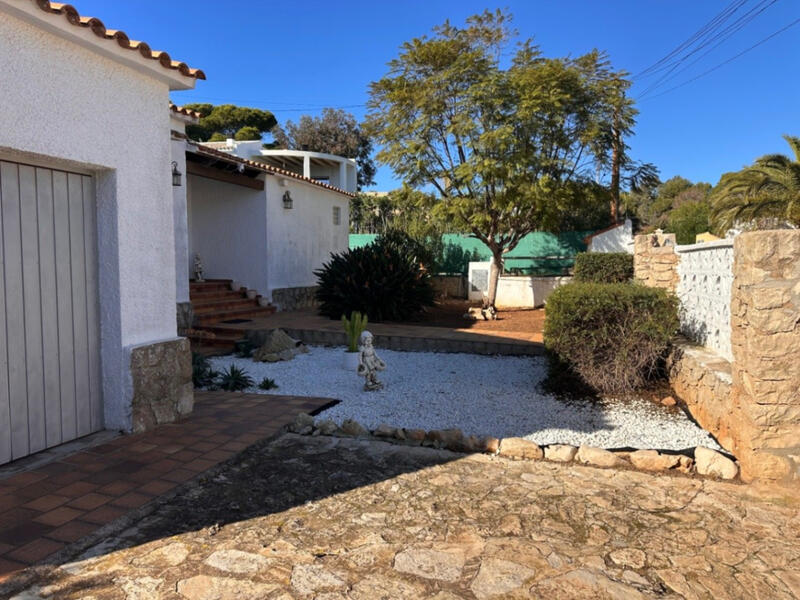 2 bedroom Villa for sale