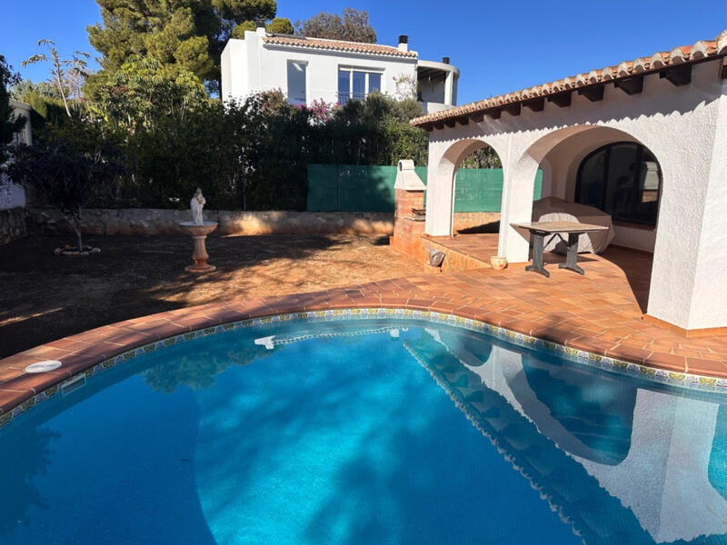 2 bedroom Villa for sale
