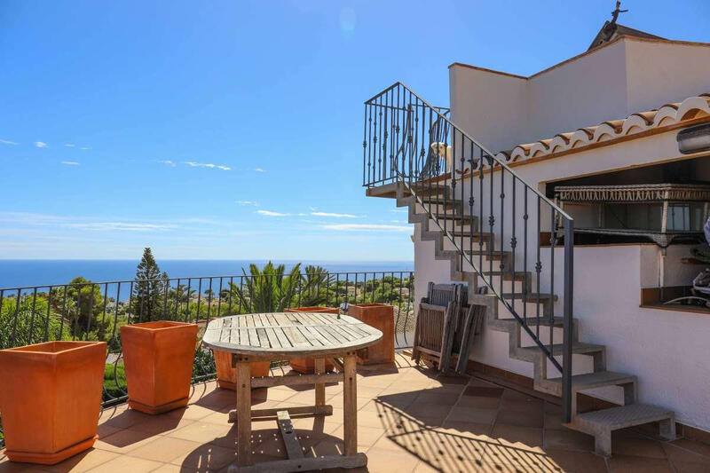 5 bedroom Villa for sale
