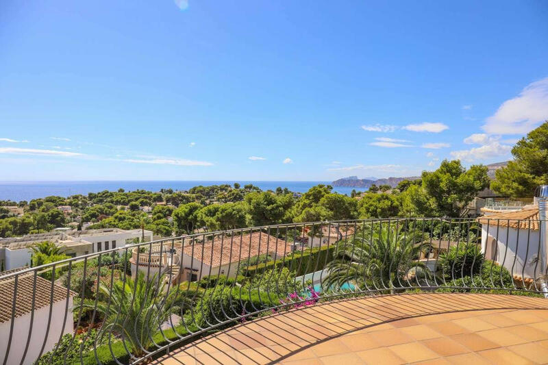 5 bedroom Villa for sale