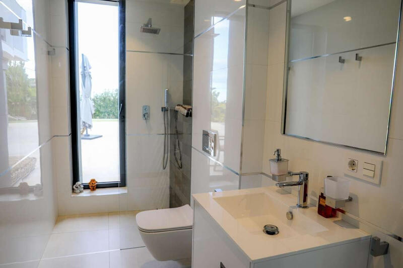 4 slaapkamer Villa Te koop