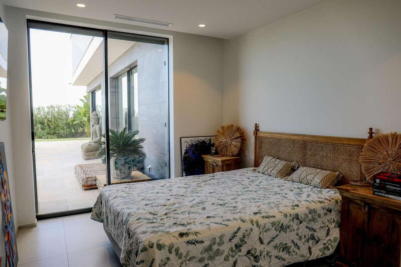 4 slaapkamer Villa Te koop