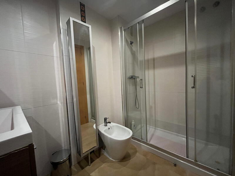 4 Schlafzimmer Appartement zu verkaufen