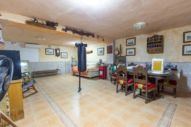 4 bedroom Villa for sale