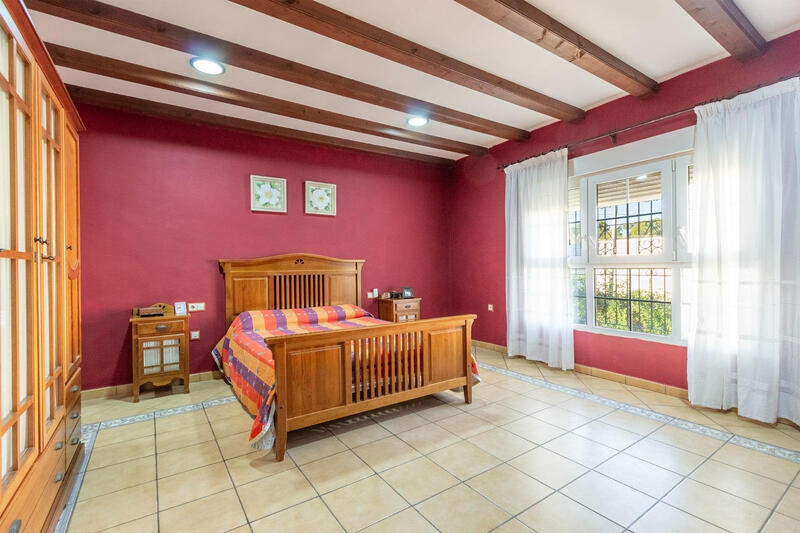 4 bedroom Villa for sale
