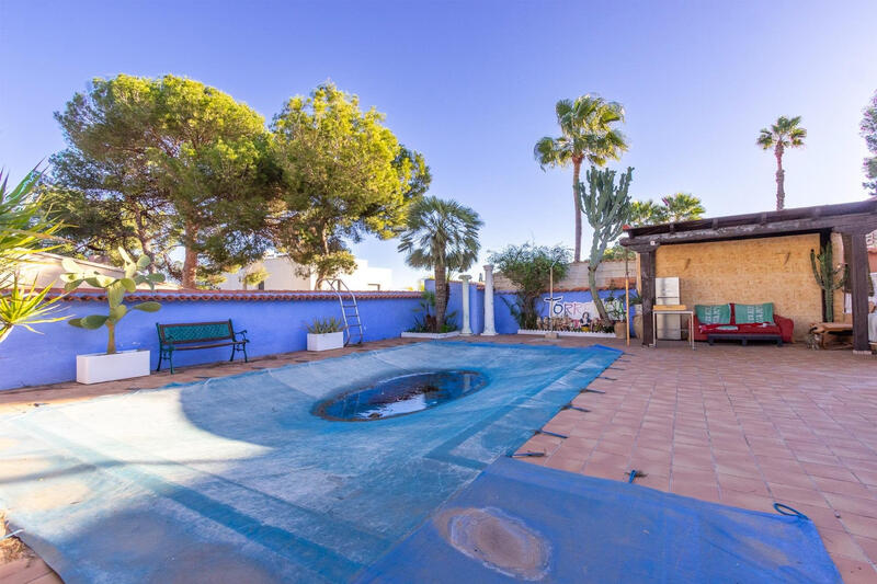 4 bedroom Villa for sale