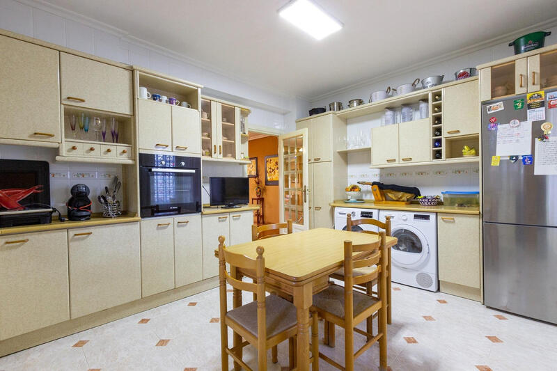 4 bedroom Villa for sale