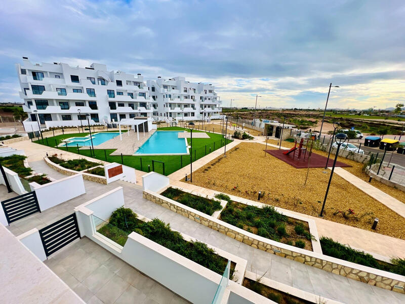 2 bedroom Apartment for sale