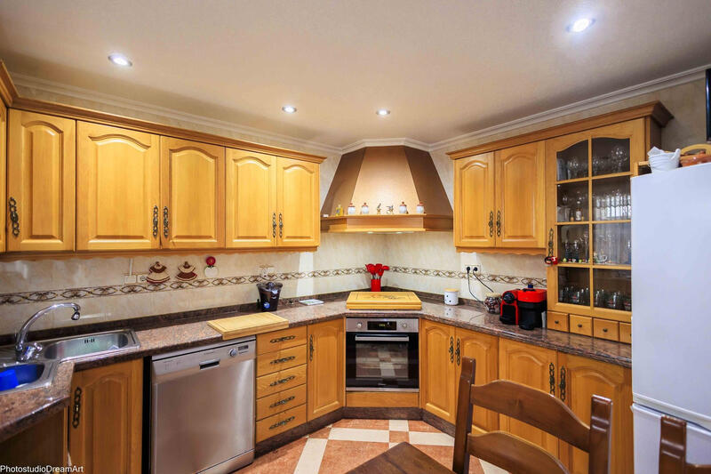 5 bedroom Villa for sale