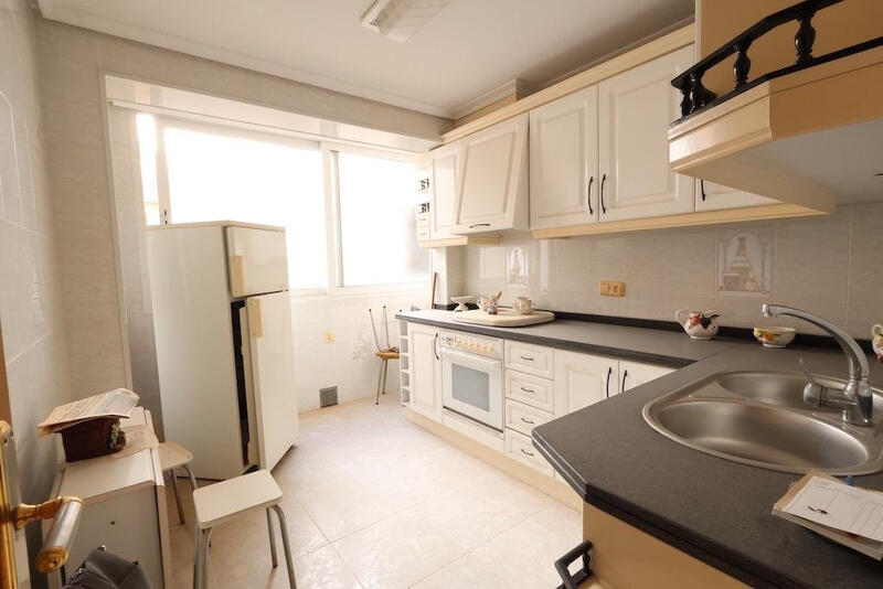3 bedroom Apartment for sale