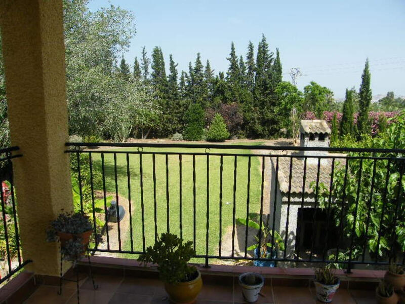 4 slaapkamer Landhuis Te koop