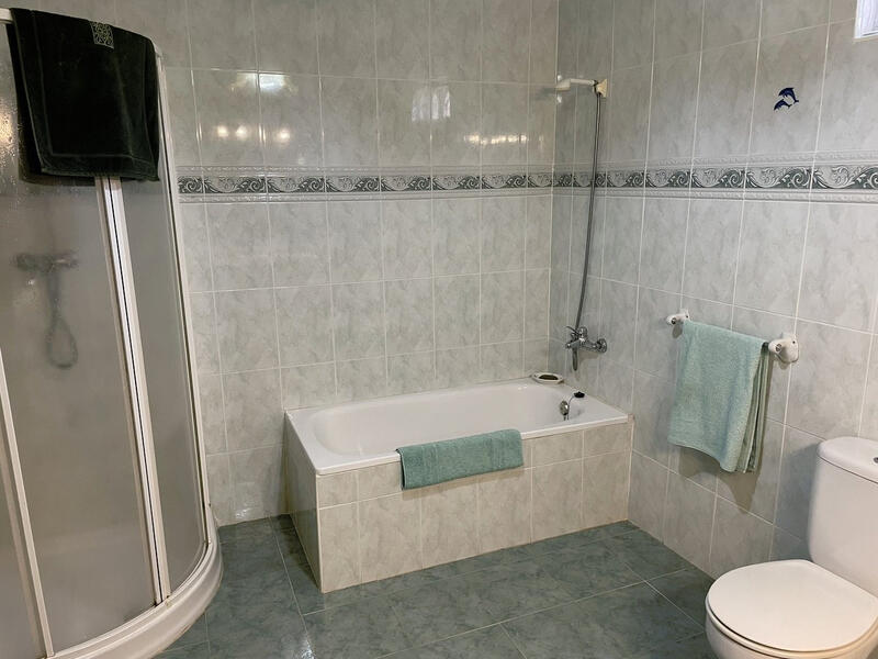 4 bedroom Country House for sale