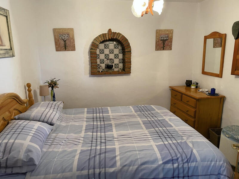 4 bedroom Country House for sale