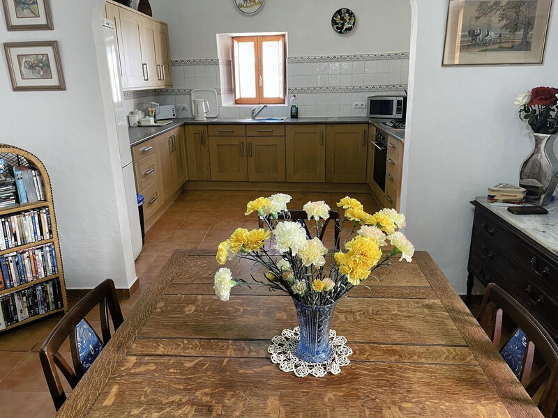 4 bedroom Country House for sale