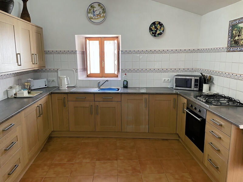 4 bedroom Country House for sale