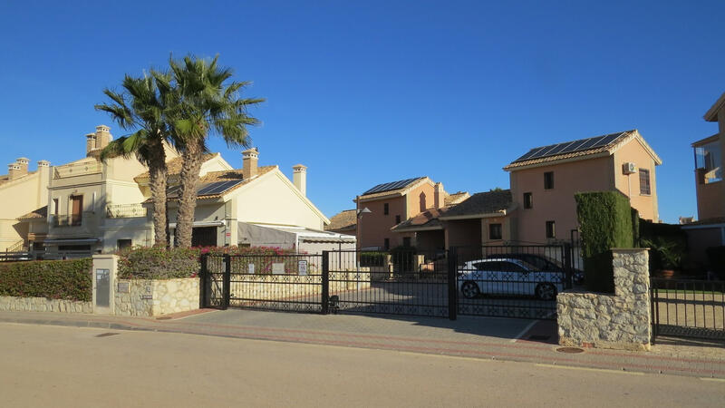 4 chambre Villa à vendre