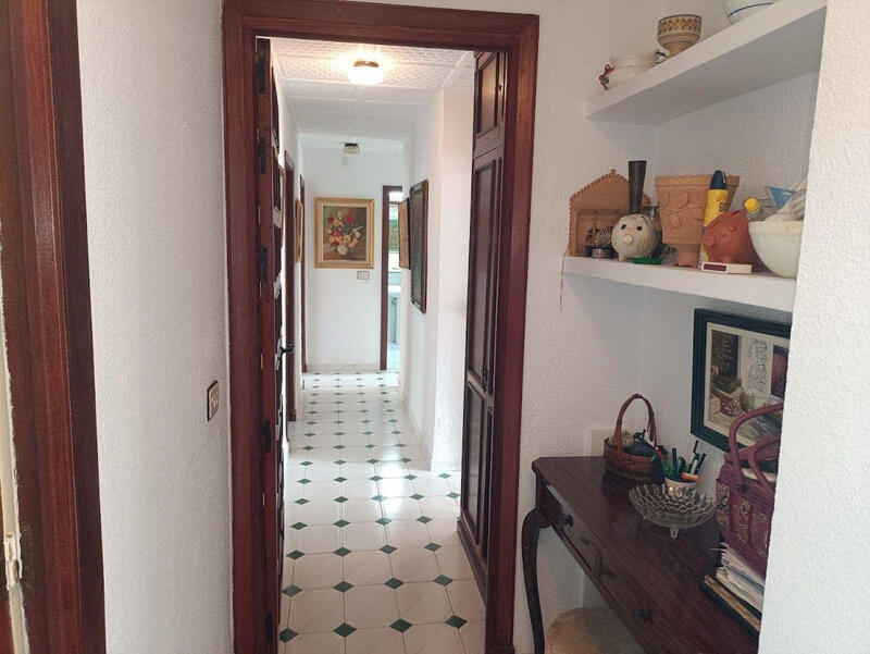 4 slaapkamer Villa Te koop