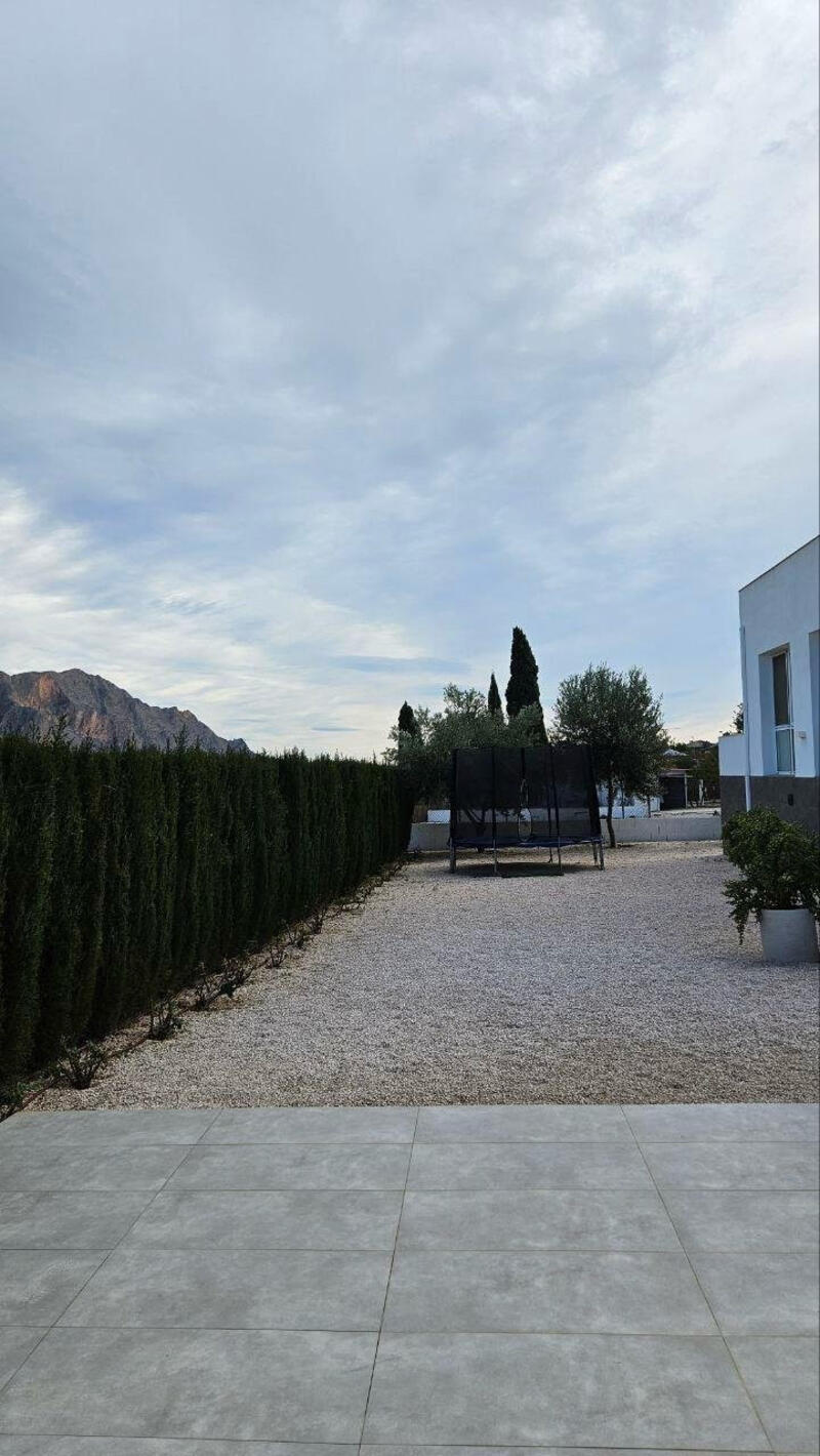 4 slaapkamer Villa Te koop