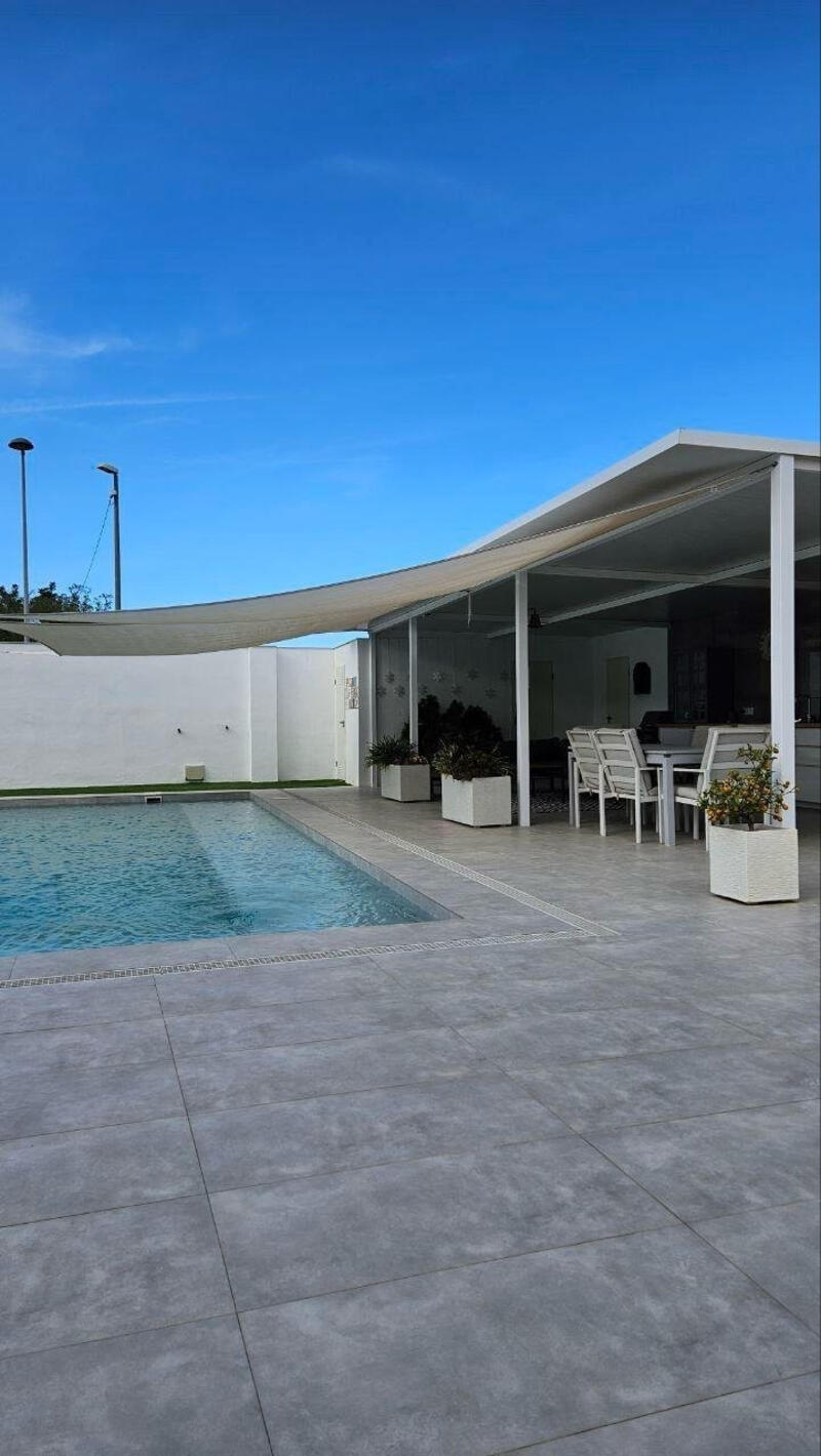 4 slaapkamer Villa Te koop