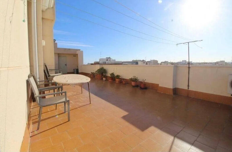 2 slaapkamer Appartement Te koop