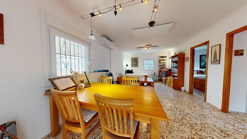 4 Cuarto Villa en venta