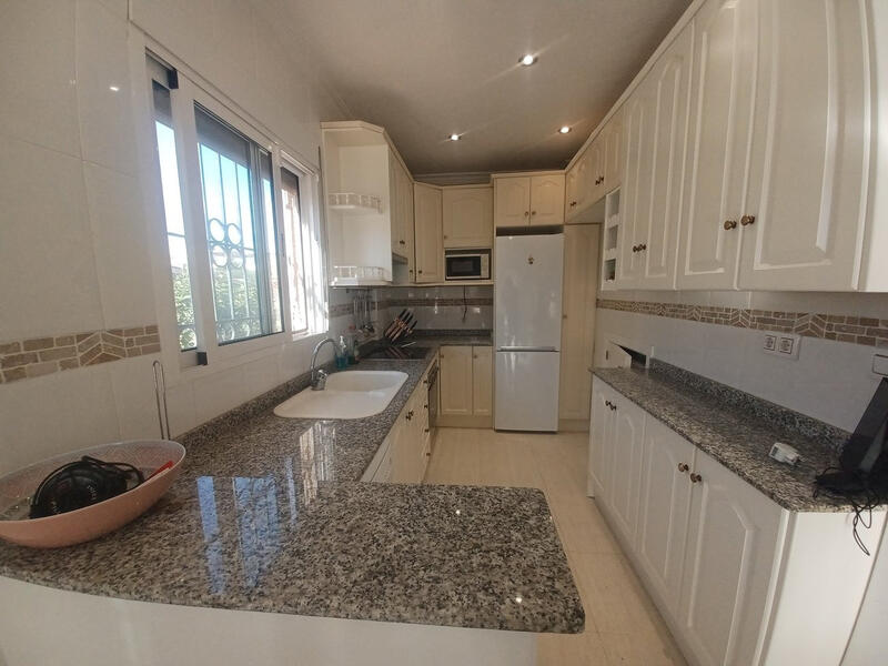 3 Cuarto Villa en venta