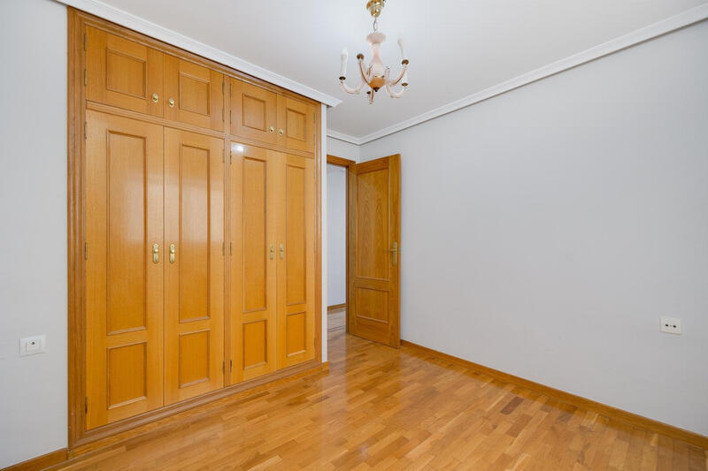 3 chambre Appartement à vendre