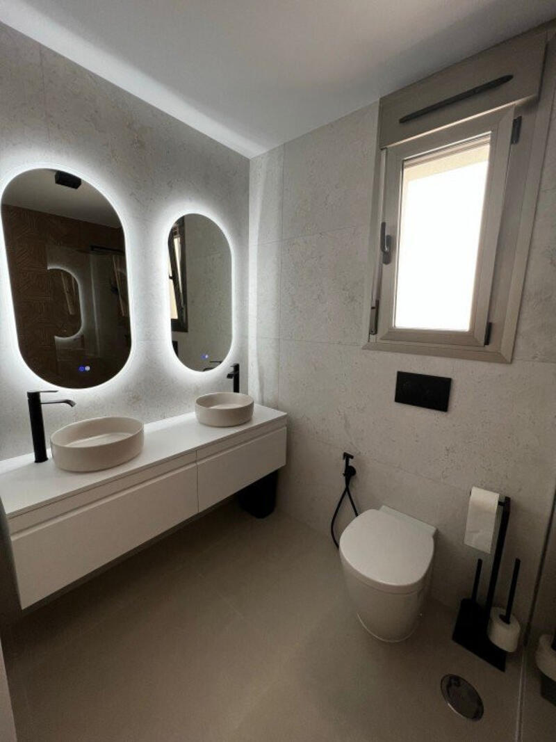4 slaapkamer Villa Te koop