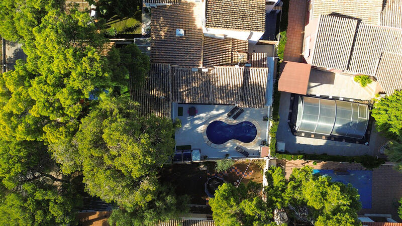 4 Cuarto Villa en venta