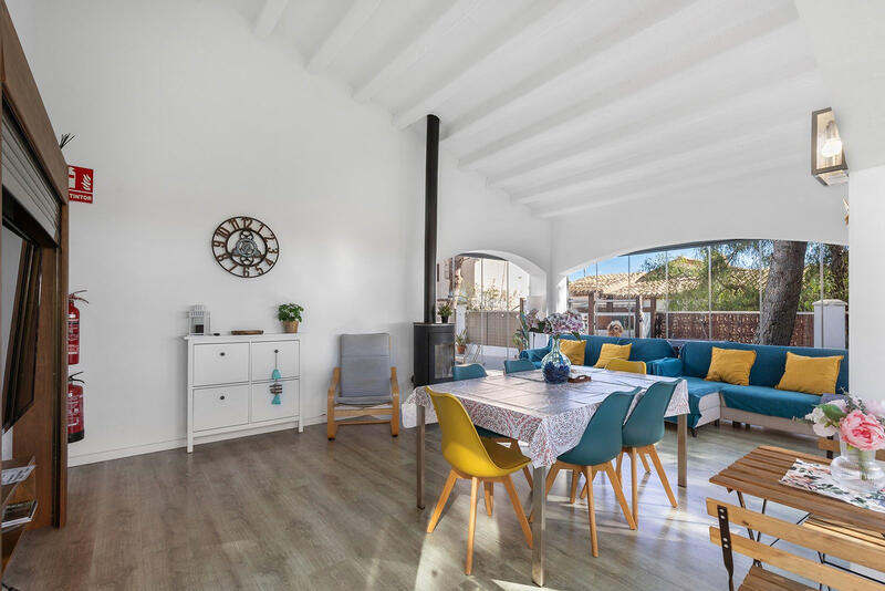 4 Cuarto Villa en venta